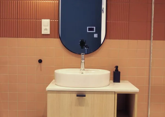 Blue Strict Center Apartment